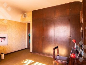 VENTA CASA 8 AMBIENTES   CASA DE HUÉSPEDES Y QUINCHO,  ALLEN-RÍO NEGRO