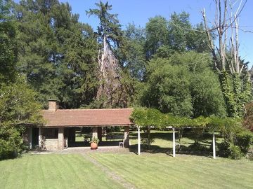 Casa Quinta en Venta  El Pato sobre lote de 7500m2 . A metros de ruta 36
