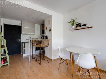 Monoambiente dúplex venta c/ cochera, terraza y parrilla en Núñez
