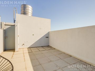 Monoambiente dúplex venta c/ cochera, terraza y parrilla en Núñez
