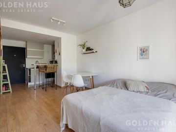 Monoambiente dúplex venta c/ cochera, terraza y parrilla en Núñez