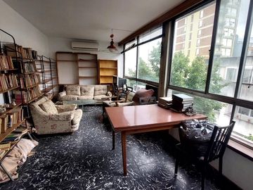 Cómodo departamento de 3 ambientes al frente, luminoso en Belgrano!