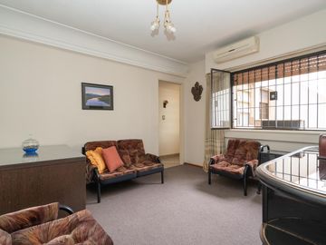 Venta Departamento Tres Ambientes en Caballito