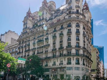 Departamento en venta - 3 Dormitorios 2 Baños - 141Mts2 - Retiro
