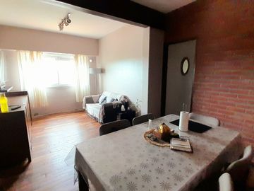 La Lucila - Luminoso departamento de 3 amb con vista al río!