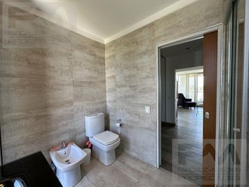 Casa en  venta en country Terravista con fondo a lago