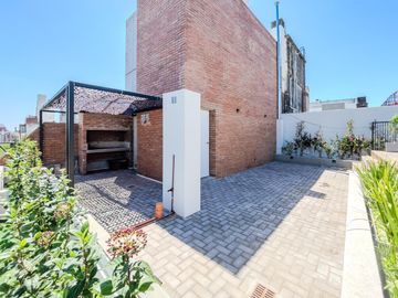 Venta/Financiación Piso Exclusivo 3 Dormitorios Parrillero