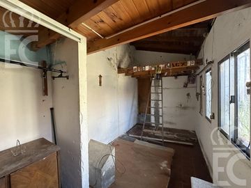 Casa con local en Lanús Oeste para reciclar