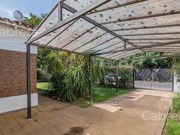 Venta de casa tipo chalet en Ranelagh