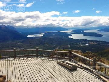 Departamento 4 ambientes en Arelauquen con vista al Lago