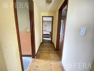 Venta casa 4 ambientes, cochera y piscina en Don Bosco