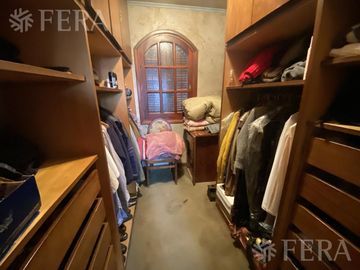 Venta casa 4 ambientes, cochera y piscina en Don Bosco