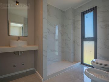 A ESTRENAR casas de 127 m2 cubiertos en SUNNY- TIGRE