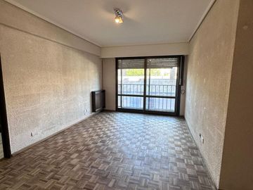 Departamento en Venta de 1 dormitorio, céntrico.
