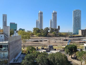 Venta monoambiente a estrenar con patio exclusivo y parrillero