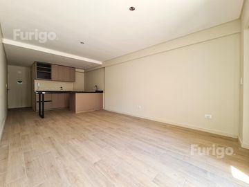 Venta monoambiente a estrenar con patio exclusivo y parrillero