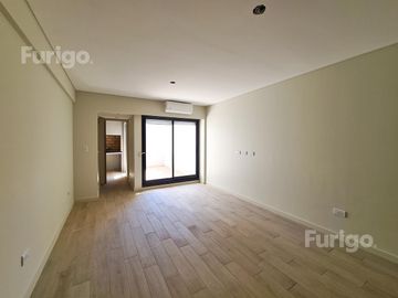 Venta monoambiente a estrenar con patio exclusivo y parrillero