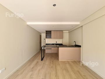 Venta monoambiente a estrenar con patio exclusivo y parrillero