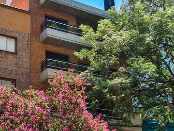 Venta monoambiente a estrenar con patio exclusivo y parrillero