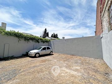 Oportunidad. Departamento en Venta de 2 plantas. Sin expensas. Centro Zárate