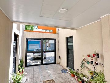 Oportunidad. Departamento en Venta de 2 plantas. Sin expensas. Centro Zárate