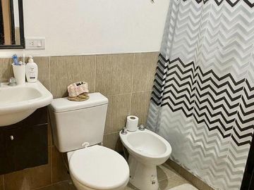 Oportunidad. Departamento en Venta de 2 plantas. Sin expensas. Centro Zárate
