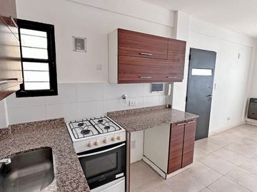Oportunidad. Departamento en Venta de 2 plantas. Sin expensas. Centro Zárate