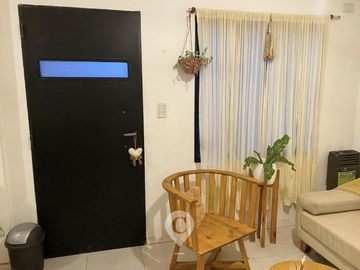 Oportunidad. Departamento en Venta de 2 plantas. Sin expensas. Centro Zárate