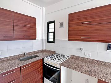 Oportunidad. Departamento en Venta de 2 plantas. Sin expensas. Centro Zárate
