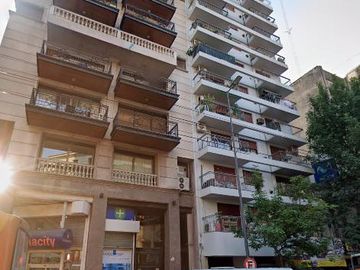 Córdoba Cap-Av. V. Sarsfield 200-200mts Shop. Olmos–2 ½ amb.-C/frente m lum-57m2- A/Viv-Prof