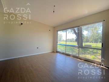 Casa con pileta a estrenar en Lomas Athletic Club Ezeiza
