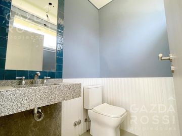Casa con pileta a estrenar en Lomas Athletic Club Ezeiza