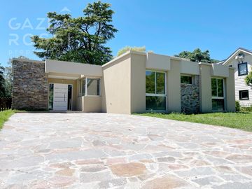 Casa con pileta a estrenar en Lomas Athletic Club Ezeiza