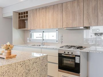 DEPARTAMENTO PREMIUM DE TRES DORMITORIOS VENTA PATIO DE USO EXCUSIVO CENTRO ROSARIO