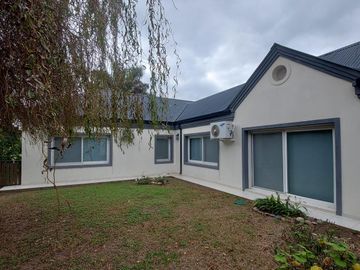Casa en  venta en Barrio Privado Cadaques - Funes