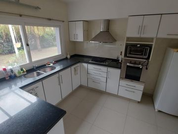 Casa en  venta en Barrio Privado Cadaques - Funes