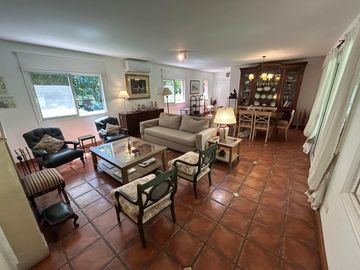 Venta - Casa - Country Club Martíndale - Pilar