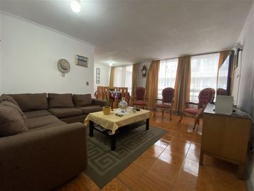 Departamento en Venta en Lord Cochrane, Metro Moneda