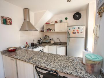 Luminoso PH de 3 ambientes en duplex con terraza y balcón en Villa Pueyrredón