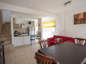 Luminoso PH de 3 ambientes en duplex con terraza y balcón en Villa Pueyrredón