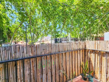 Apto crédito PH sin expensas de 2 ambientes en venta en Olivos, Vicente López.