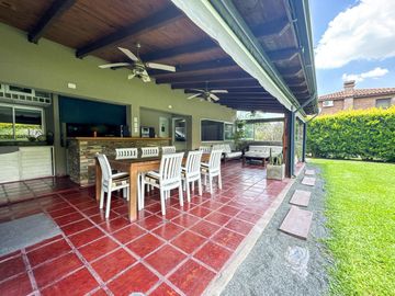Venta Casa en Los Alamos Club de Campo