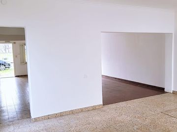 PH en venta - 2 Dormitorios 1 Baño - 157Mts2 - La Plata