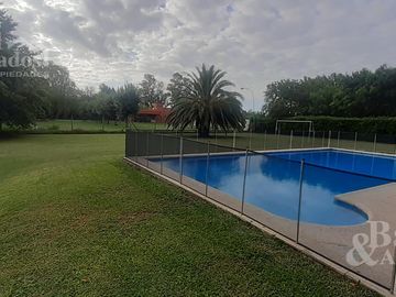 Excelente quinta en Chacras de Canning