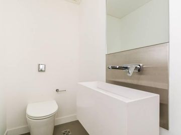 Complejo Al Río -   RETASADO - 2 amb con cochera y baulera en venta