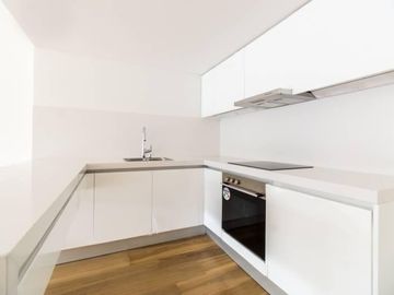 Complejo Al Río -   RETASADO - 2 amb con cochera y baulera en venta