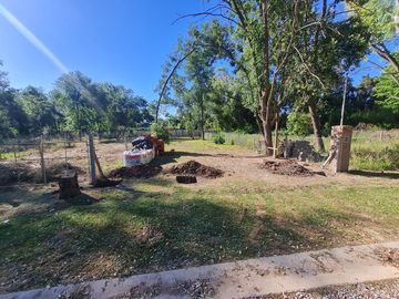 Terreno en  venta. Barrio semi cerrado