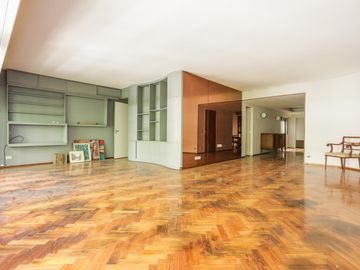 VENTA - Departamento 4 ambientes c/dep cochera y baulera - RECOLETA