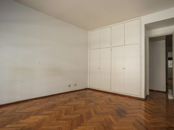VENTA - Departamento 4 ambientes c/dep cochera y baulera - RECOLETA