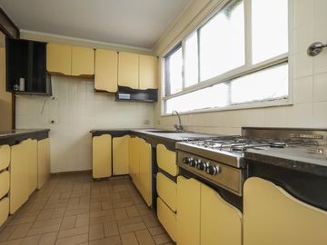 VENTA - Departamento 4 ambientes c/dep cochera y baulera - RECOLETA